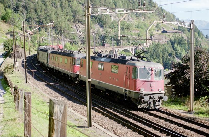 8-24 - 04-09-2003 - Wassen - 13a.jpg