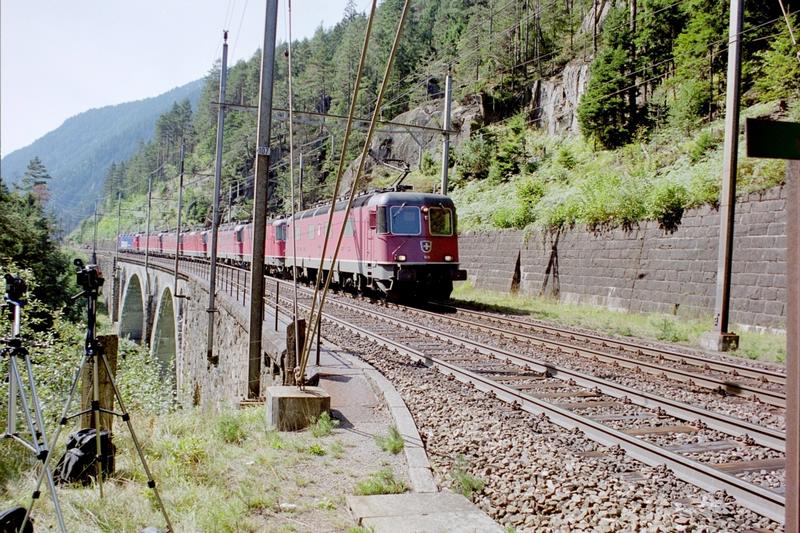 8-34 - 04-09-2003 - Wassen - 03a.jpg