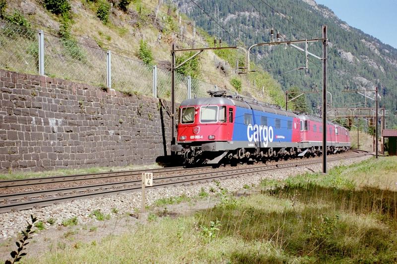 8-35 - 04-09-2003 - Wassen - 02a.jpg