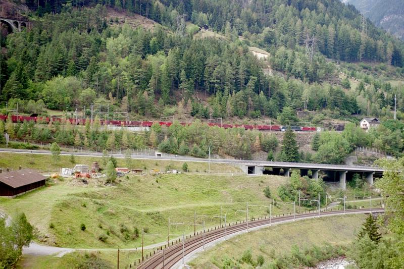 9-13 - 04-09-2003 - Wassen - 24a.jpg