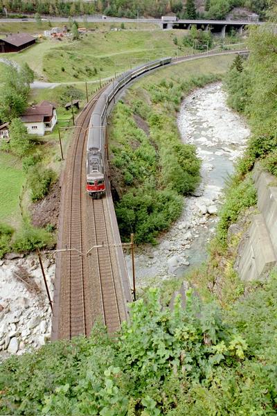 9-16 - 04-09-2003 - Wassen - 21a.jpg