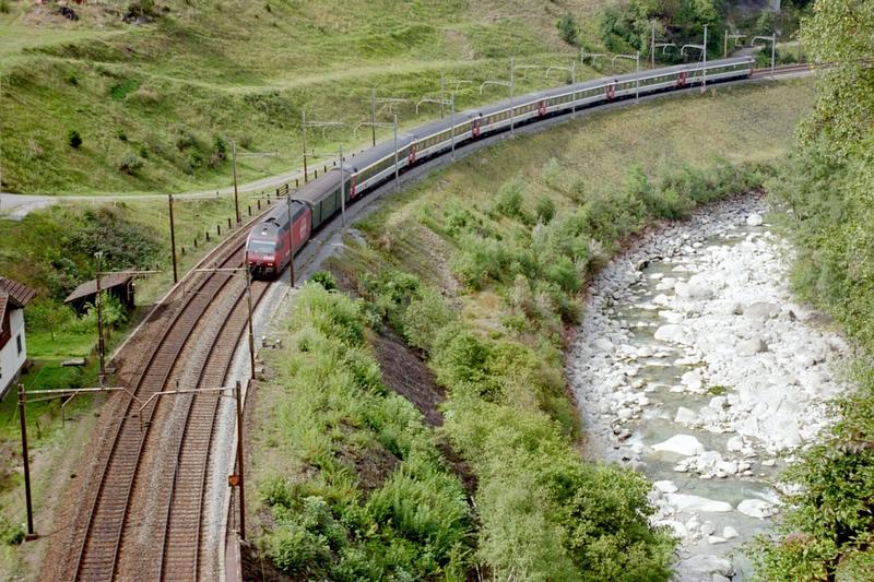 9-21 - 04-09-2003 - Wassen - 16a.jpg