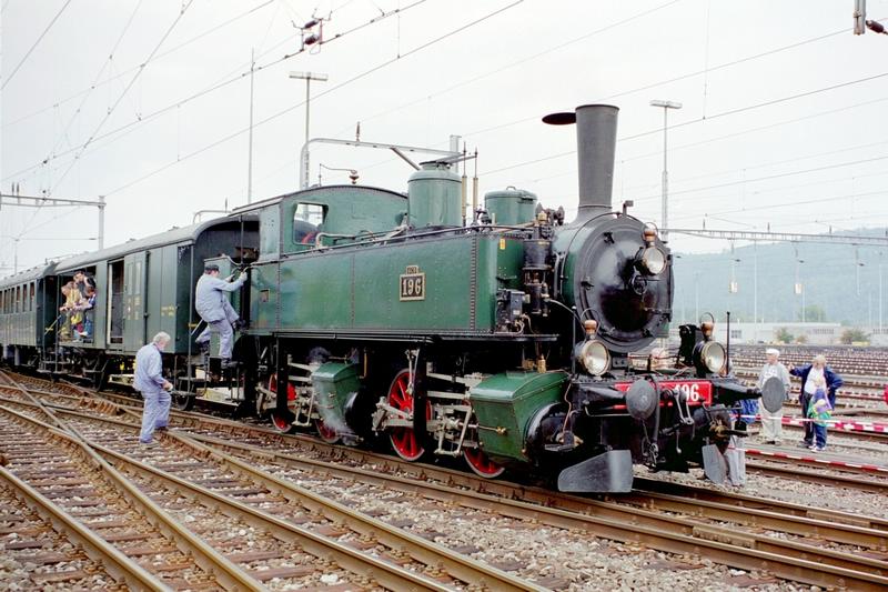 9-36 - 05-09-2003 - Rangierbahnhof Limmattal - 01a.jpg