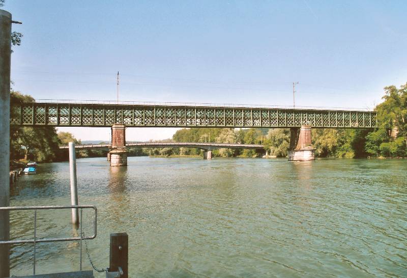 01-04 - 11-06-2005 - Rheinbruecke, Koblenz - 33a.jpg