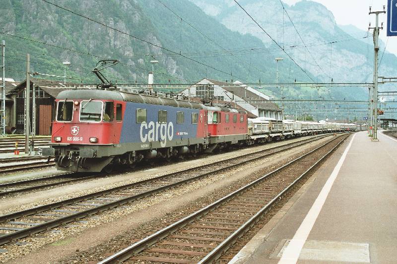 03-08 - 13-06-2005 - Erstfeld - 29A.jpg