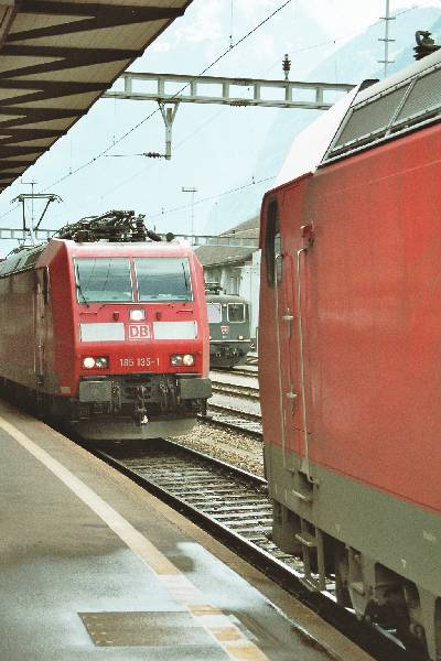 03-26 - 13-06-2005 - Erstfeld - 11A.jpg