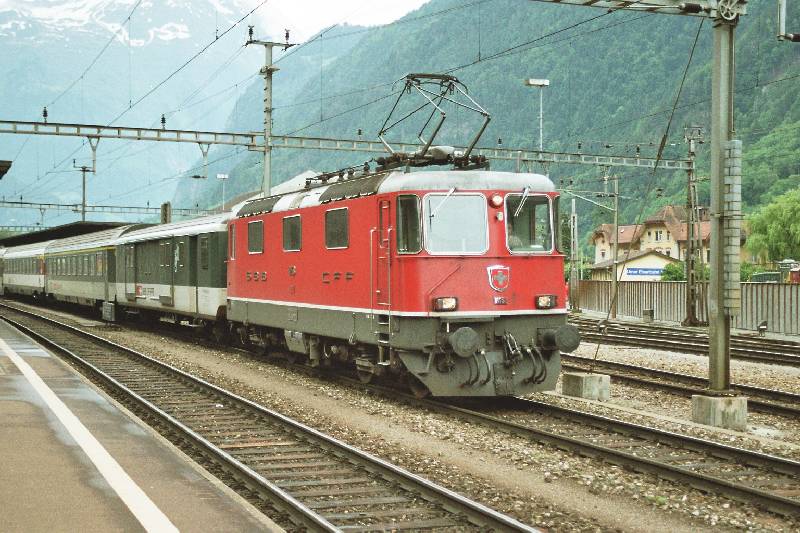 03-34 - 13-06-2005 - Erstfeld - 03A.jpg