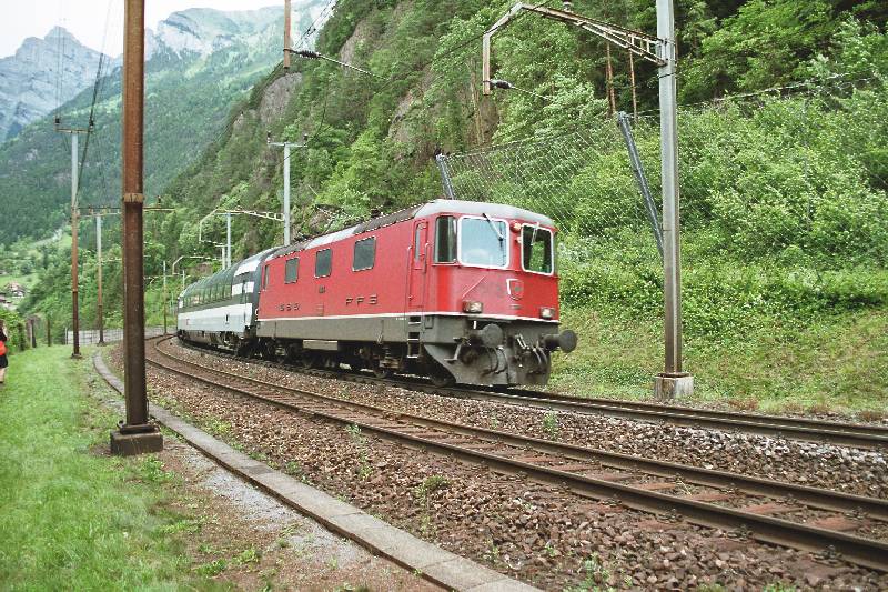 04-09 - 13-06-2005 - Gotthard, nord bei Kerstelenbachbruecke - 28A.jpg