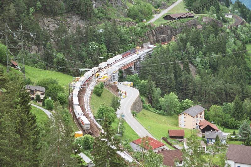 04-33 - 13-06-2005 - Wassen - 04A.jpg