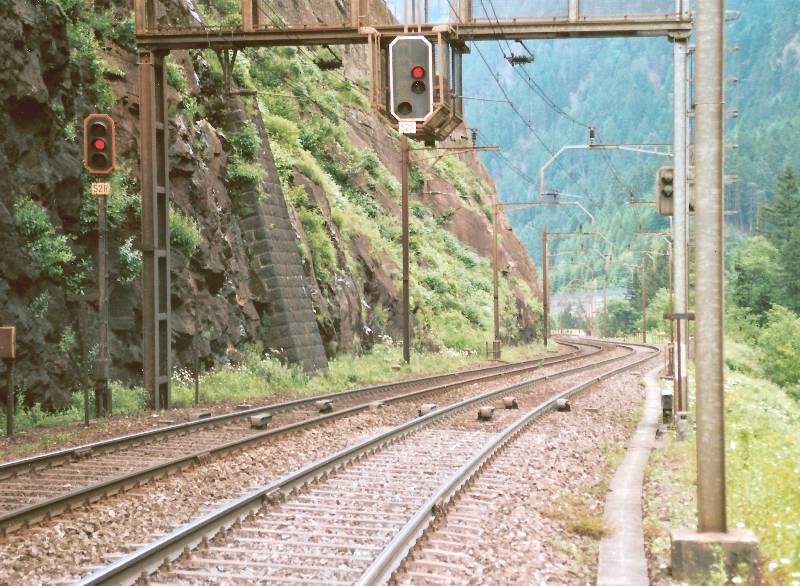 05-20 - 14-06-2005 - Gotthard, Nord - 17a.jpg