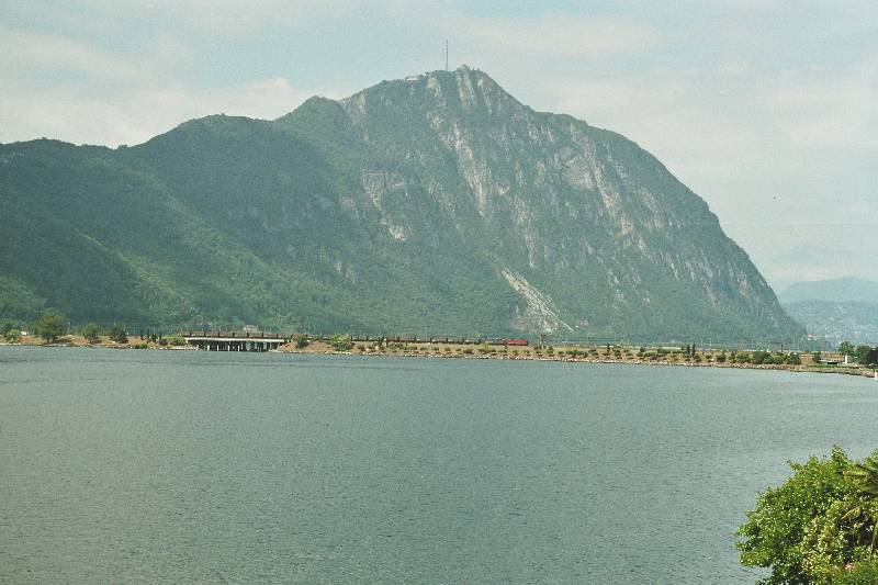 07-07 - 15-06-2005 - bei Melide - 30A.jpg