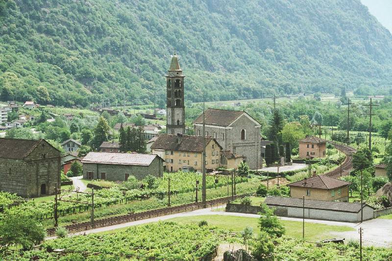 10-13 - 17-06-2005 - Giornico - 24A.jpg