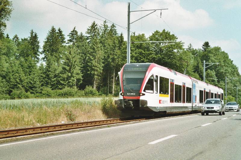 11-01 - 18-06-2005 - Seetalstrecke - 24.jpg