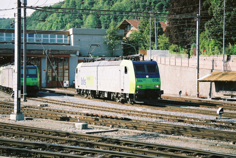 01-12 - 10-06-06 - Spiez.jpg