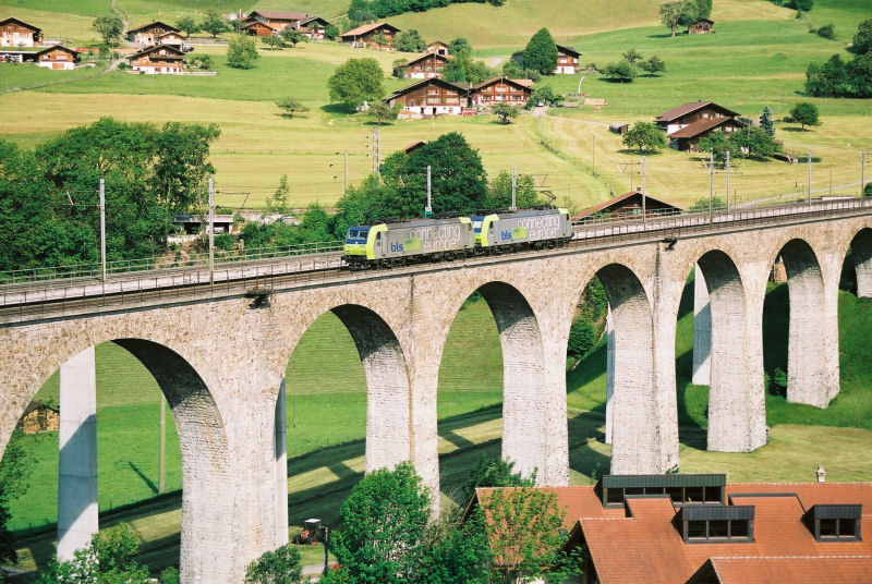 02-02 - 10-06-06 - Kanderviadukt.jpg