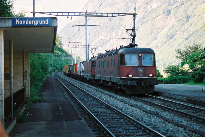 02-07 - 11-06-06 - Kandergrund.jpg