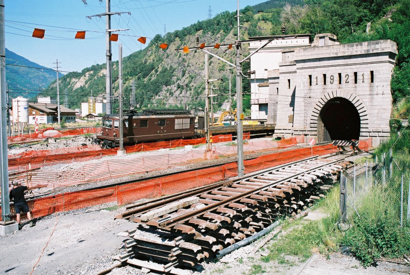 03-04 - 11-06-06 - Brig - Simplontunnel.jpg