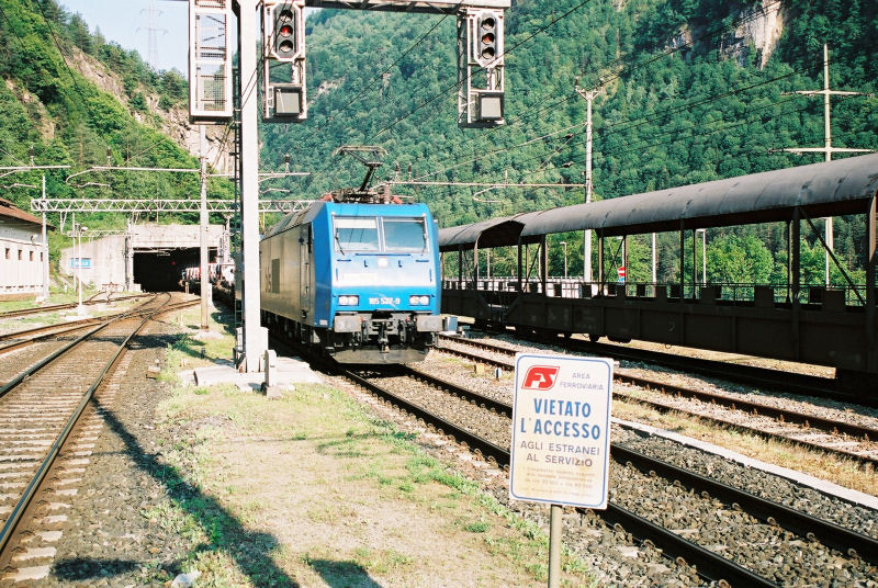 03-16 - 11-06-06 - Iselle.jpg