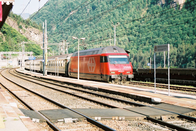 03-17 - 11-06-06 - Iselle.jpg