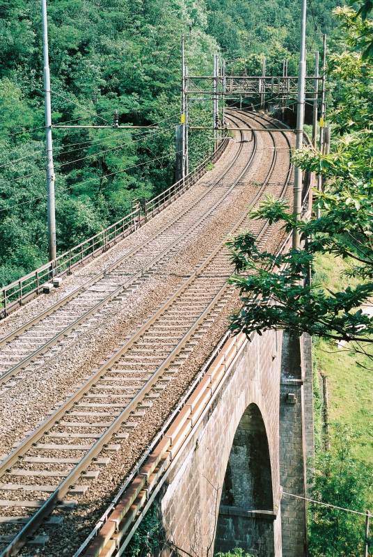 03-33 - 12-06-06 - Pregliaviadukt - Preglia.jpg