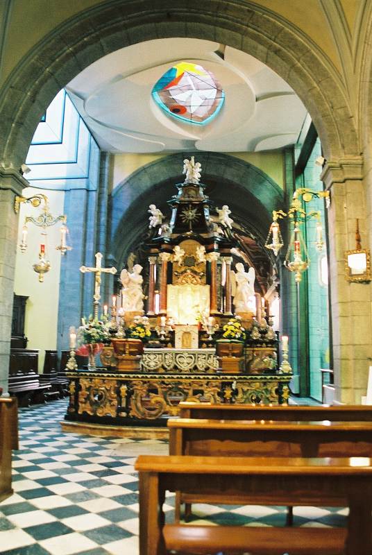 04-12 - 12-06-06 - Re.jpg