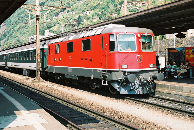 04-16 - 12-06-06 - Bellinzona.jpg