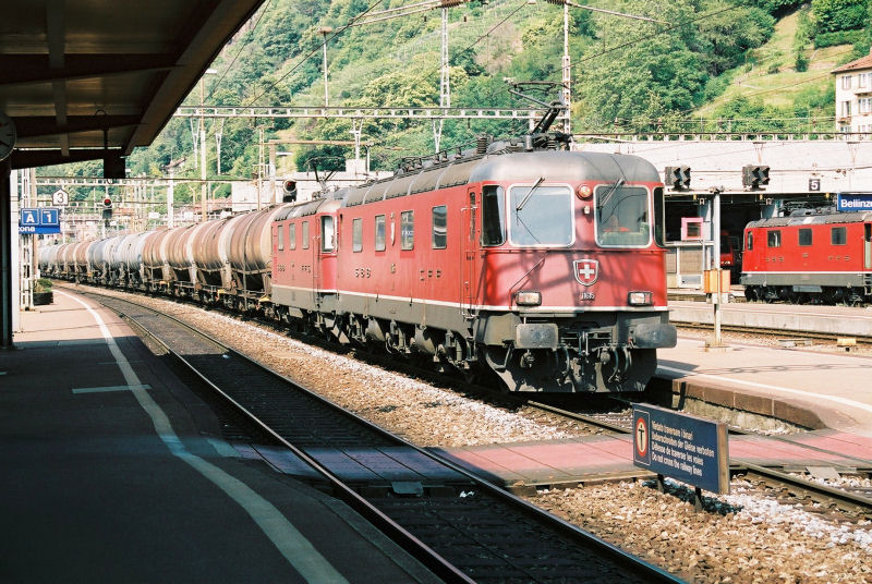 04-19 - 12-06-06 - Bellinzona.jpg