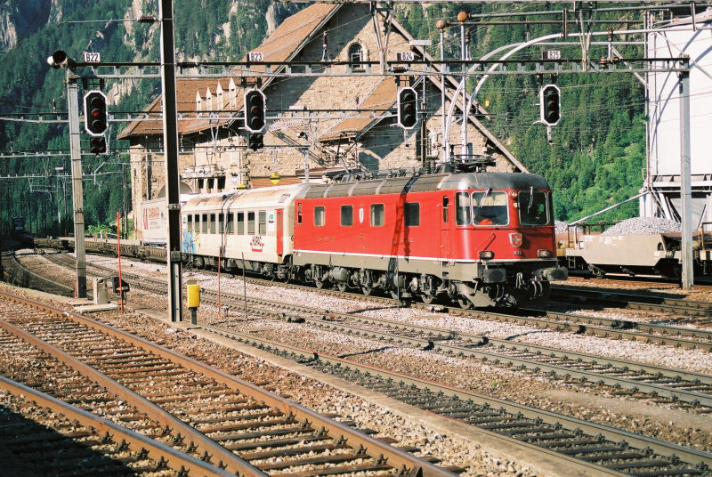04-25 - 12-06-06 - Goeschenen.jpg