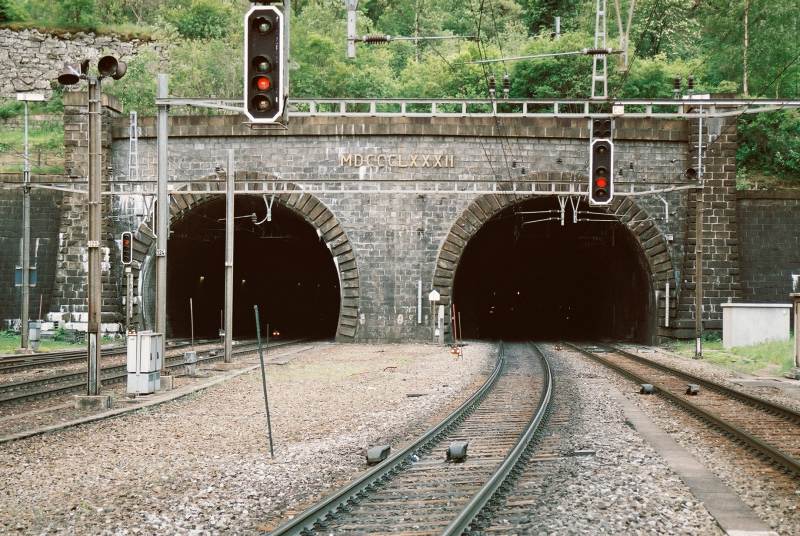 04-29 - 12-06-06 - Goeschenen.jpg