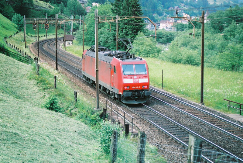 06-11 - 13-06-06 - Sued von Gurtnellen.jpg