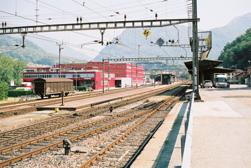 06-21 - 14-06-06 - Taverne.jpg