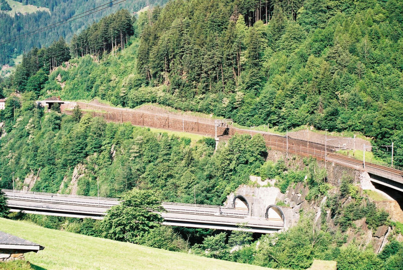 08-02 - 15-06-06 - Amsteg-Intchi.jpg