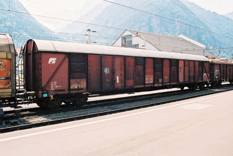 08-33 - 15-06-06 - Erstfeld.jpg