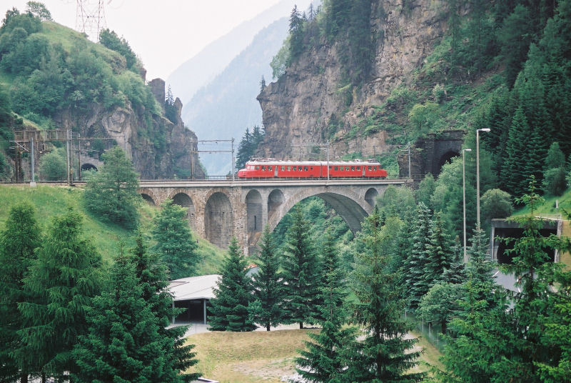 09-29 - 16-06-06 - Airolo.jpg