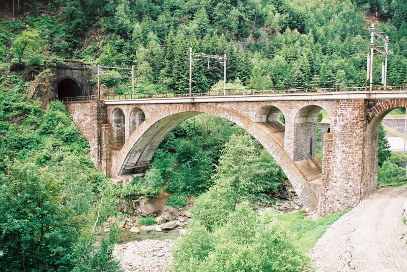 09-30 - 16-06-06 - Tessinbruecke.jpg